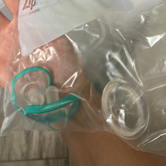 • Nanobebe bottle starter set plus more • - Picture 8 of 12